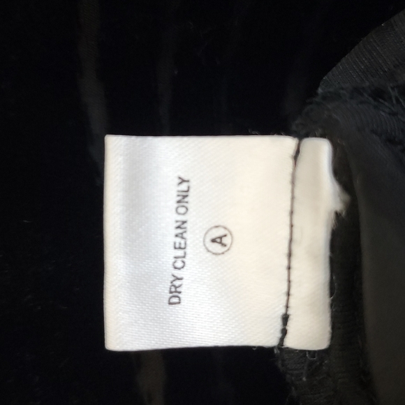 Twelfth Street By Cynthia Vincent Black Black & Silk Velvet Top L - Picture 7 of 9